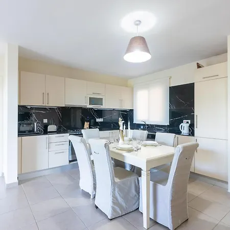 Apartment Exclusive In Thalassa *