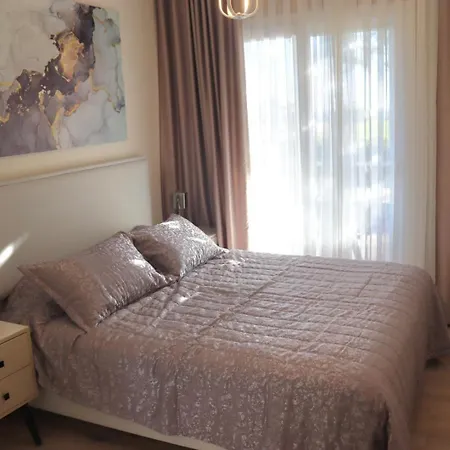 Apartment Exclusive In Thalassa Vokolidha