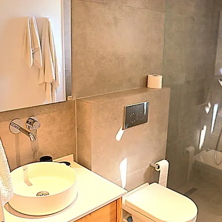 Apartment Exclusive In Thalassa Vokolidha