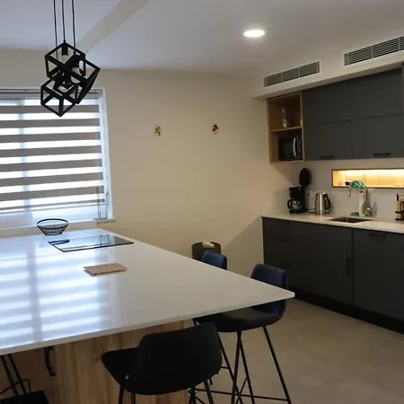 Apartment Exclusive In Thalassa