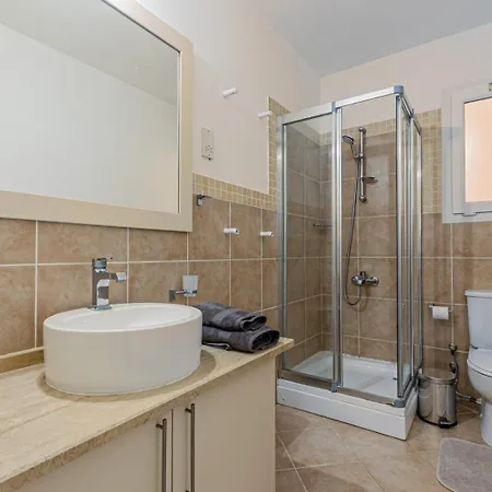 Exclusive In Thalassa Resort, Close To Casinos شقة