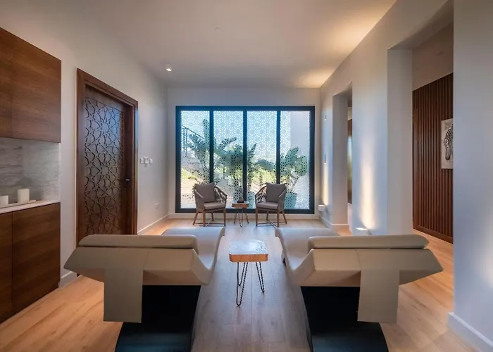 Exclusive In Thalassa Resort, Close To Casinos Apartmán